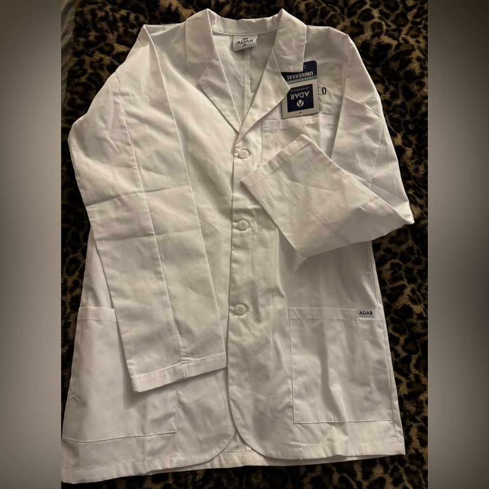Adar woman’s White Lab Coat
